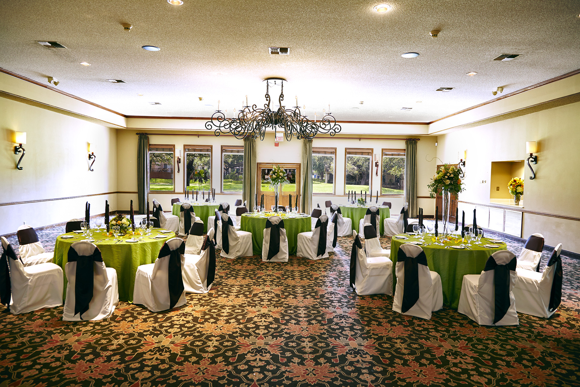 Fair Oaks_Wedding Tables_005.jpg