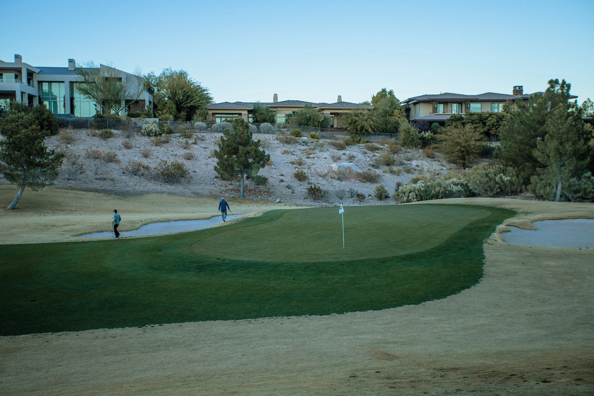 Bear's Best Las Vegas - Members playing on course