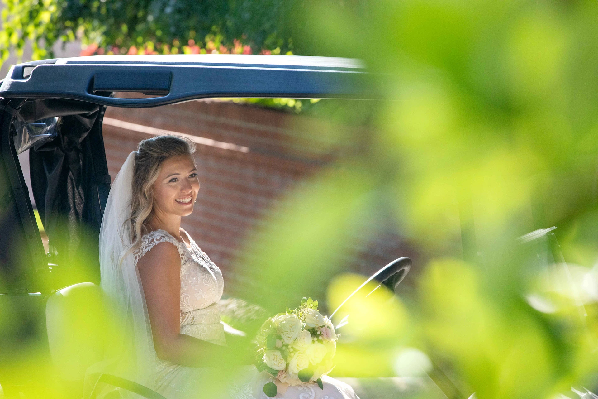 Bride preparring for her country club wedding