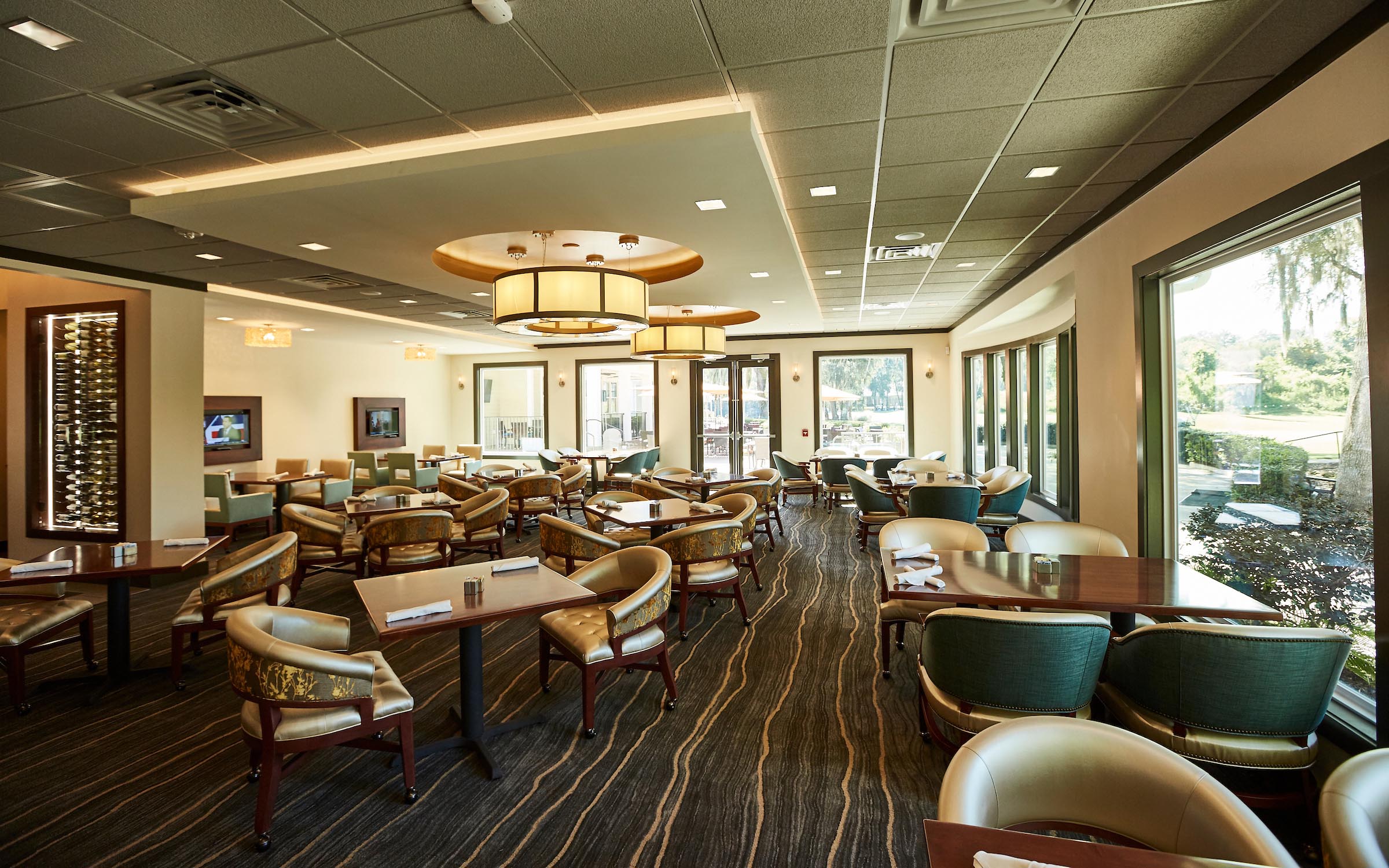 Hawkstone Country Club - Bar & Grill