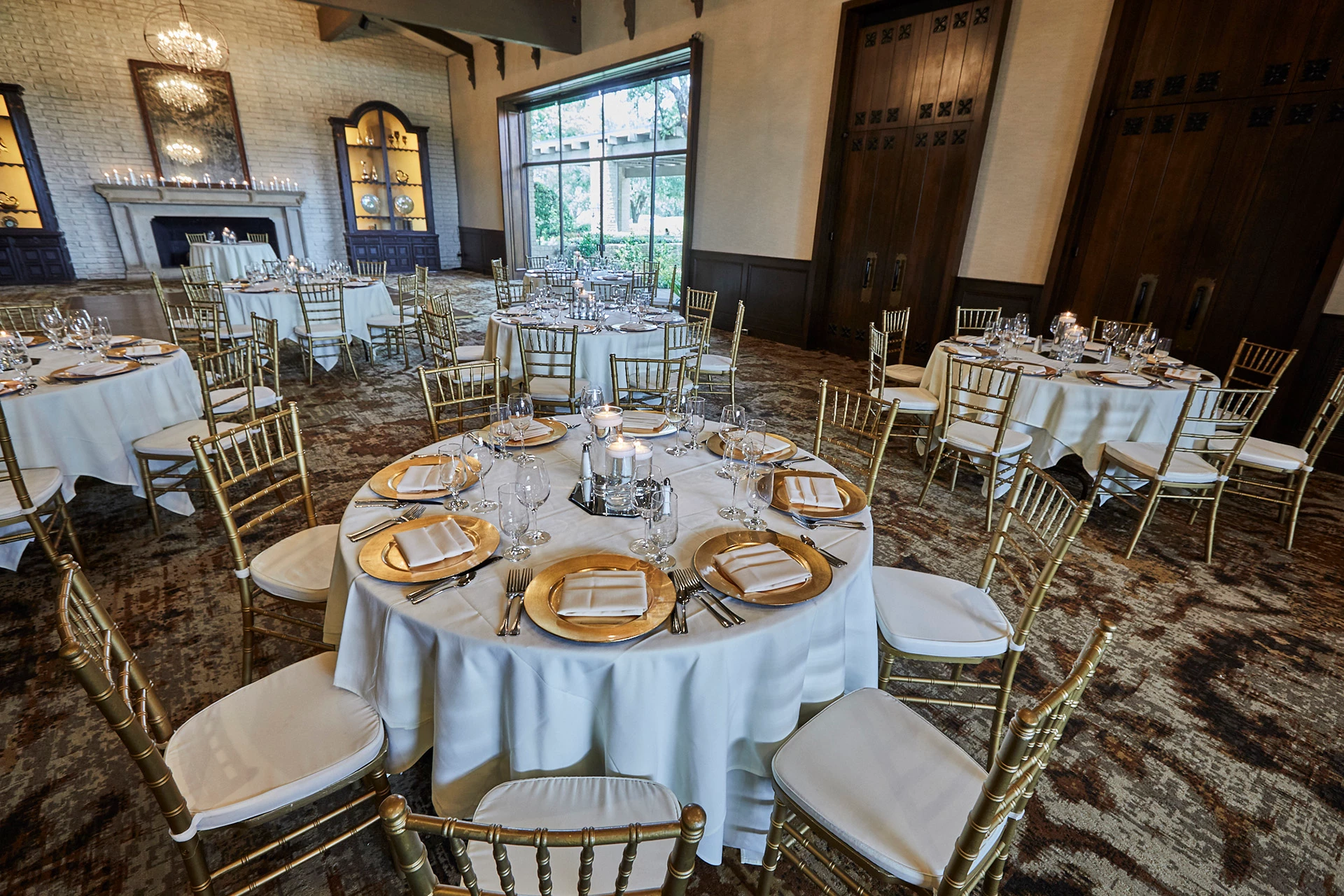 Las Colinas Country Club - Fireside Wedding