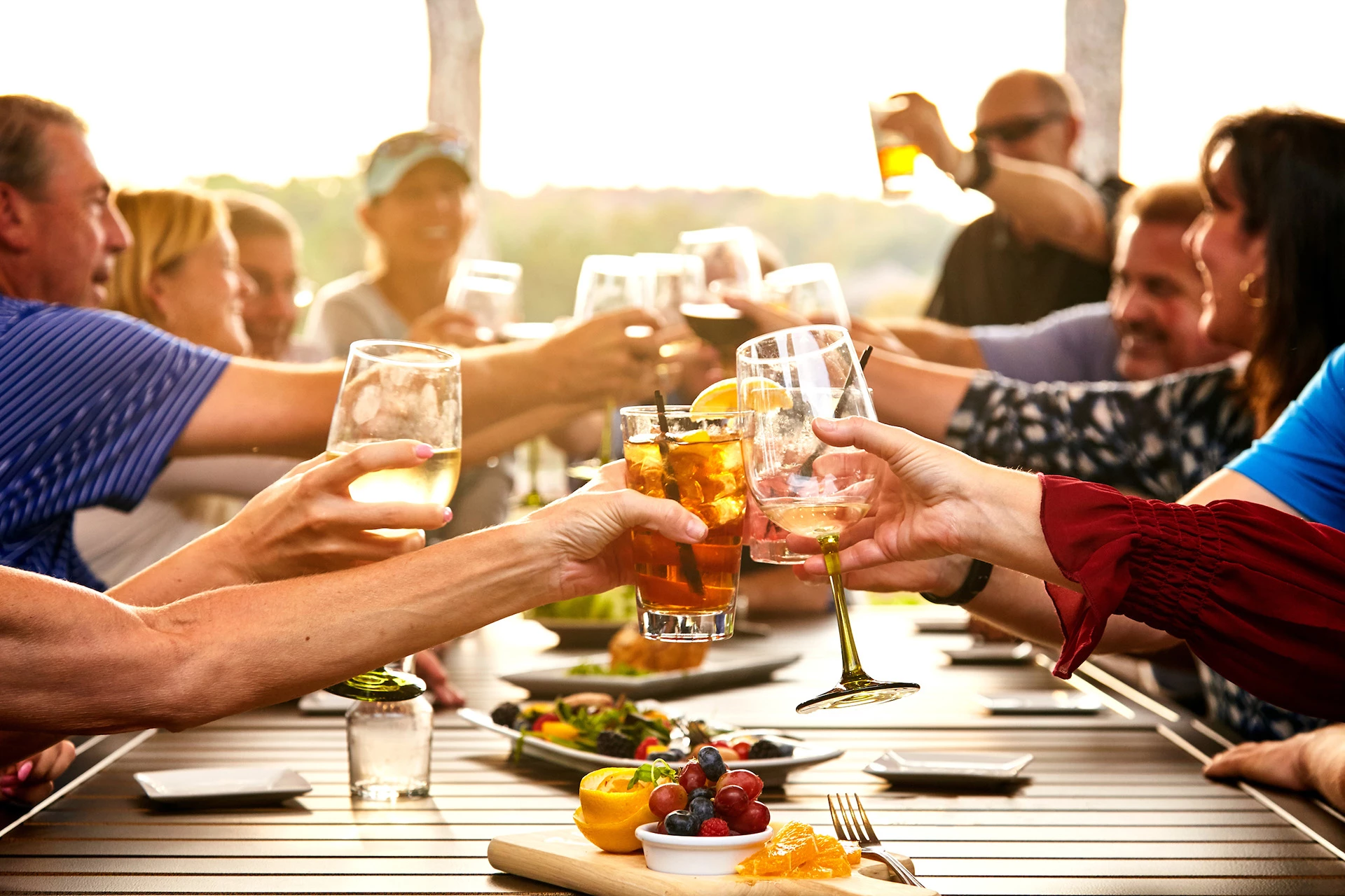 Laurel Springs Golf Club - Members on the patio