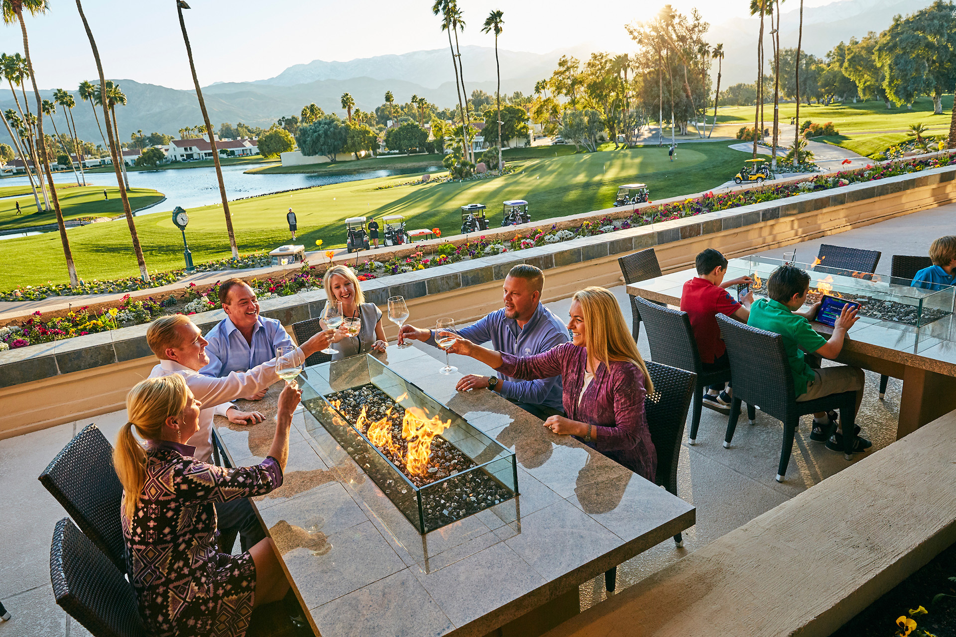 Mission Hills Country Club - Members on the patio