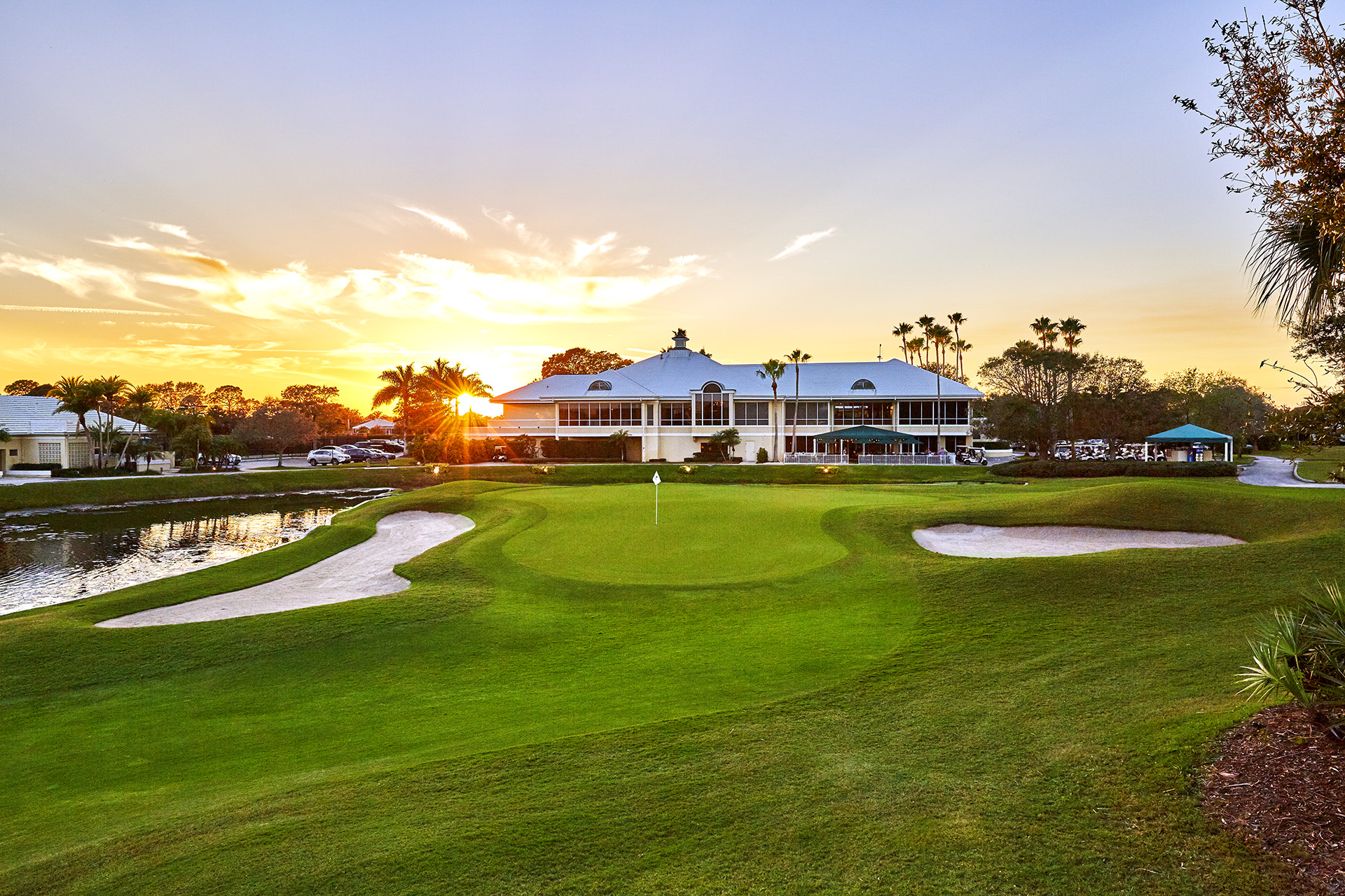 Monarch Country Club - Clubhouse