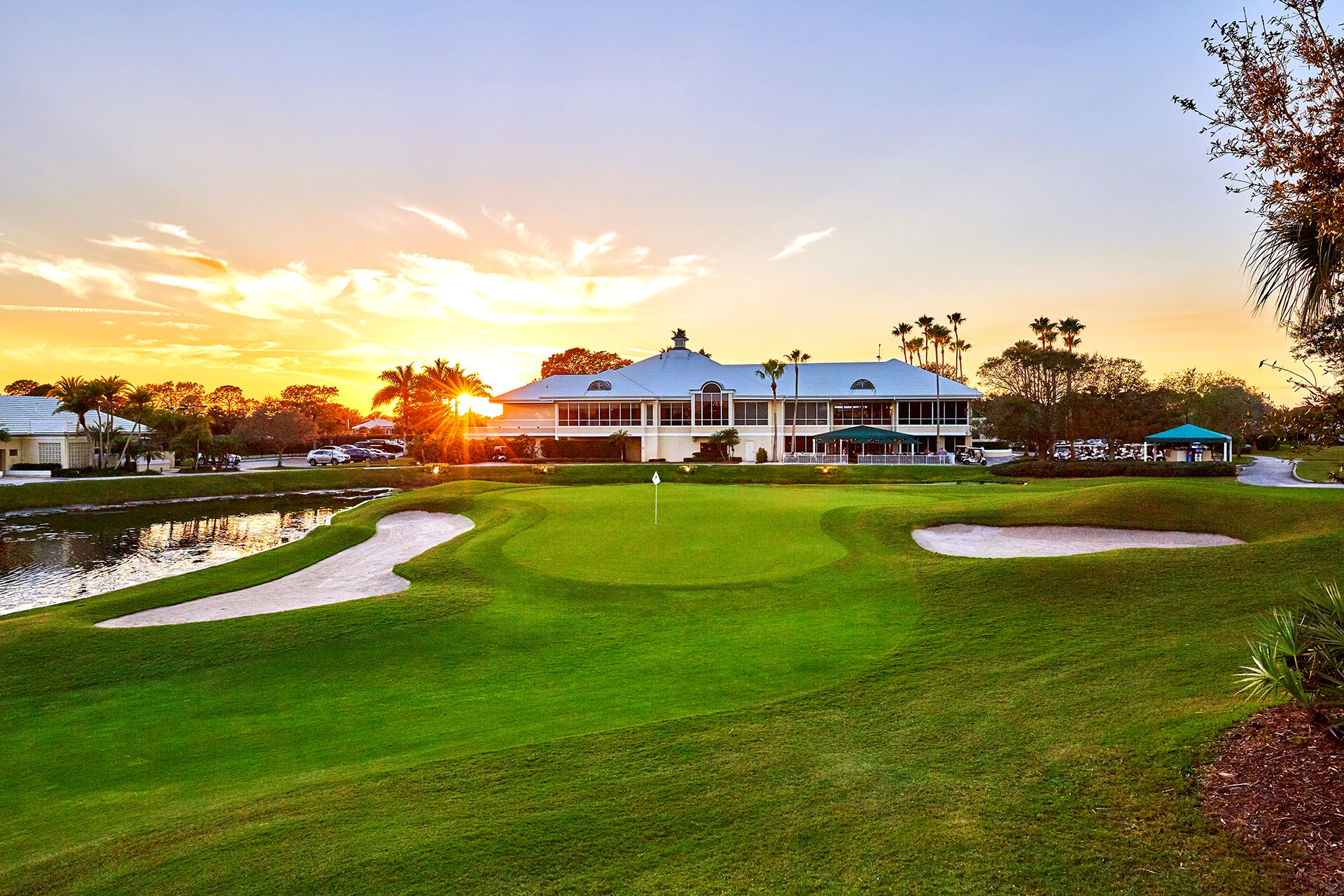 Monarch Country Club - Clubhouse