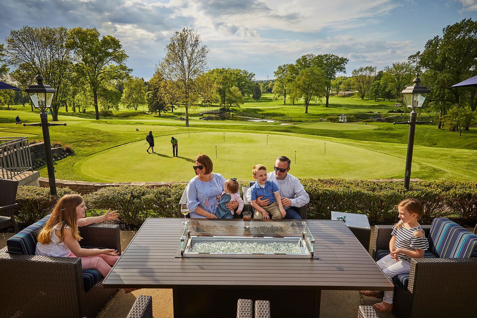 North Hills Country Club - Family on the patio