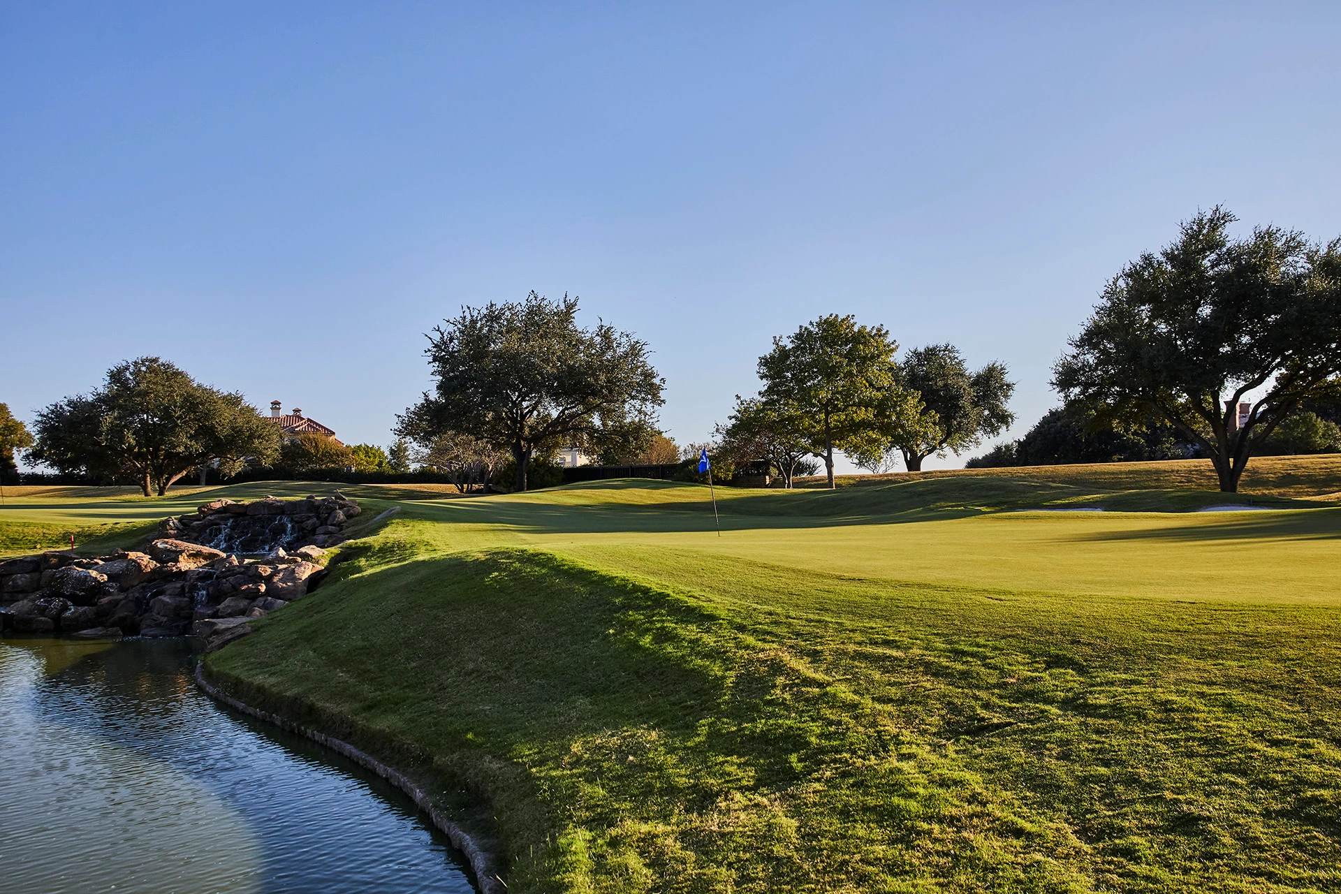 Stonebriar Country Club - Golf Course Hole 2