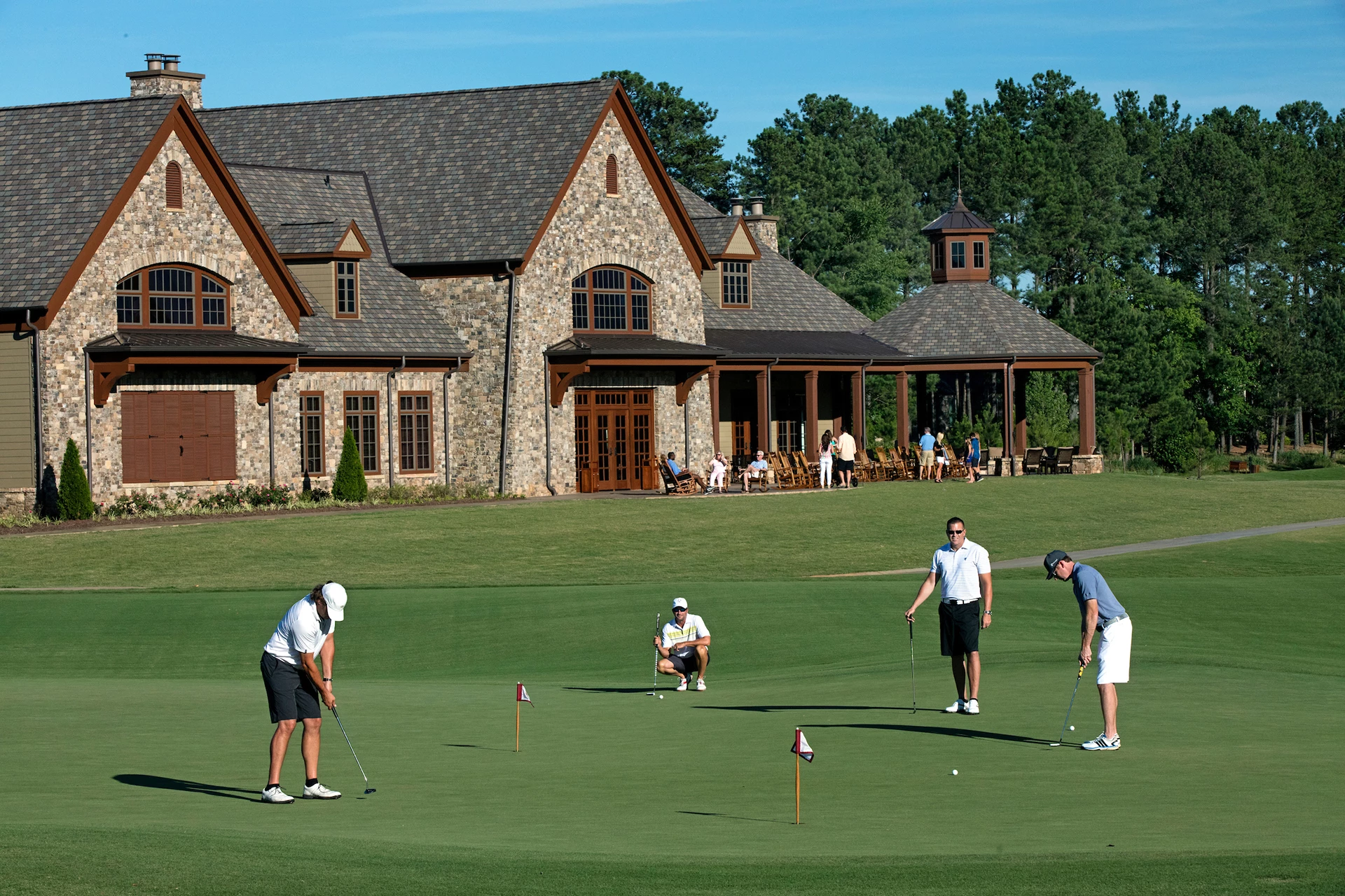 The Hasentree Club - Members playing golf