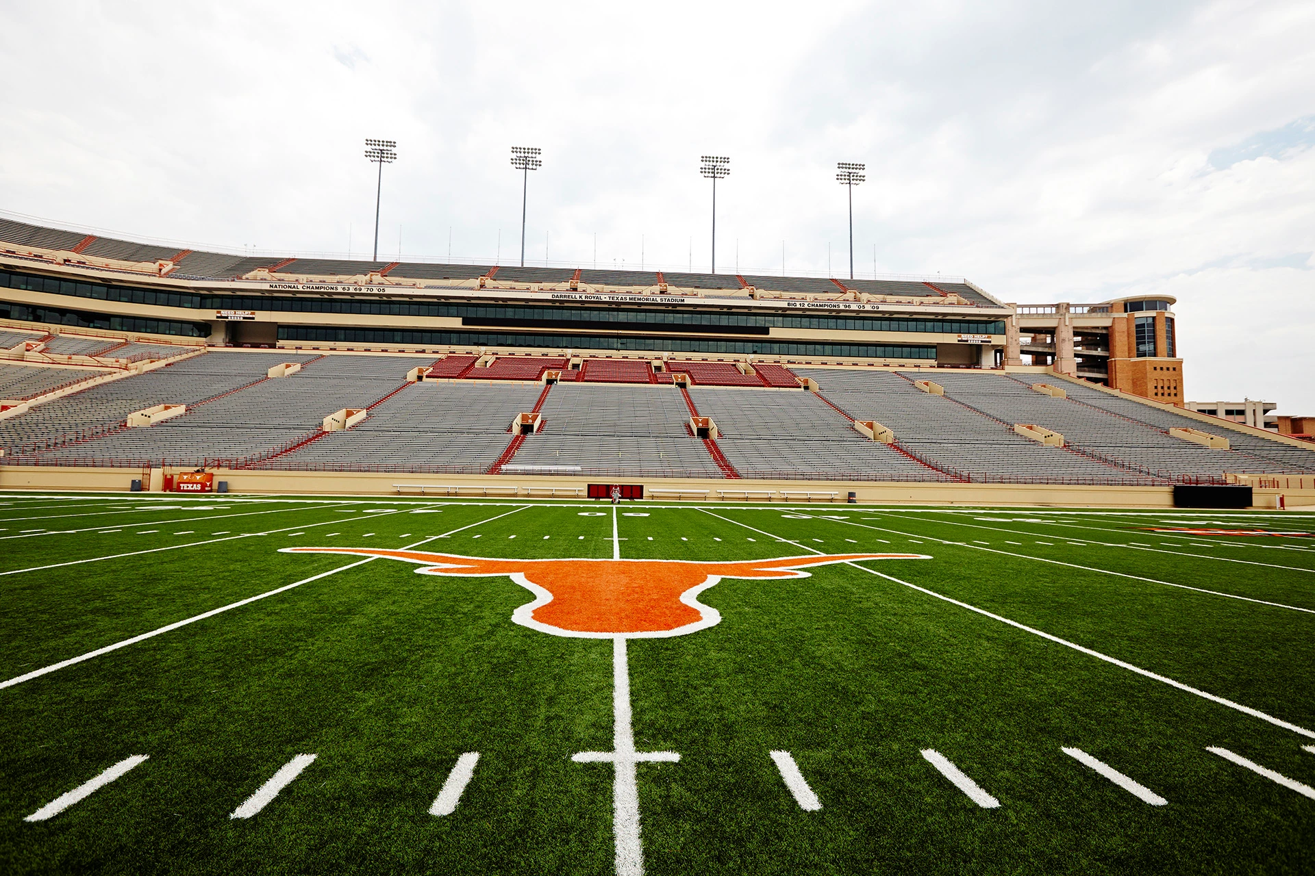 The University of Texas Club - Stadium