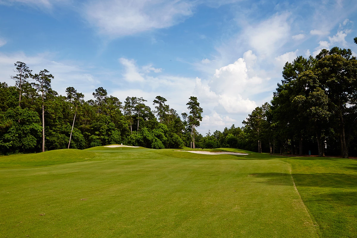 Palmer golf course hole 1